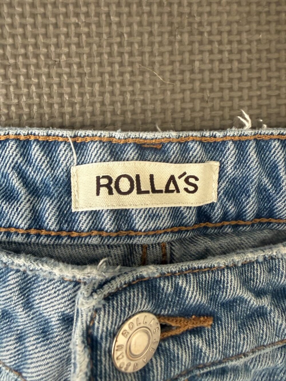 ROLLA'S Kate Baggy Jeans – 29-Light Wash- High Rise-Straight- Premium Denim - Picture 5 of 14